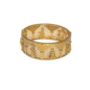 Traditional Gold Earrings Jewellary Shop in Thirupuvanam